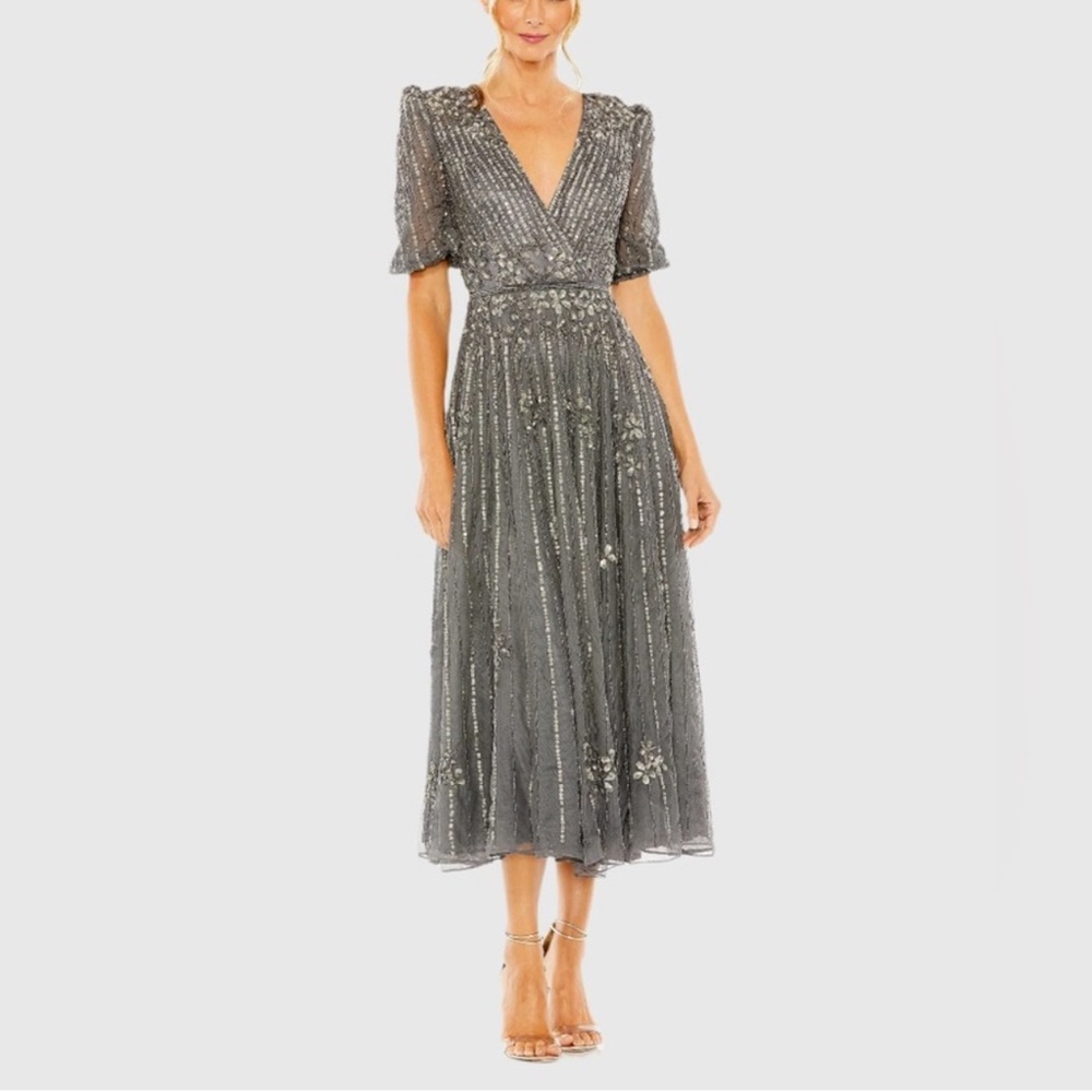 MAC DUGGAL V-Neck Embellished Sequins Puff Quarter Length Sleeve Dress - Reemoly